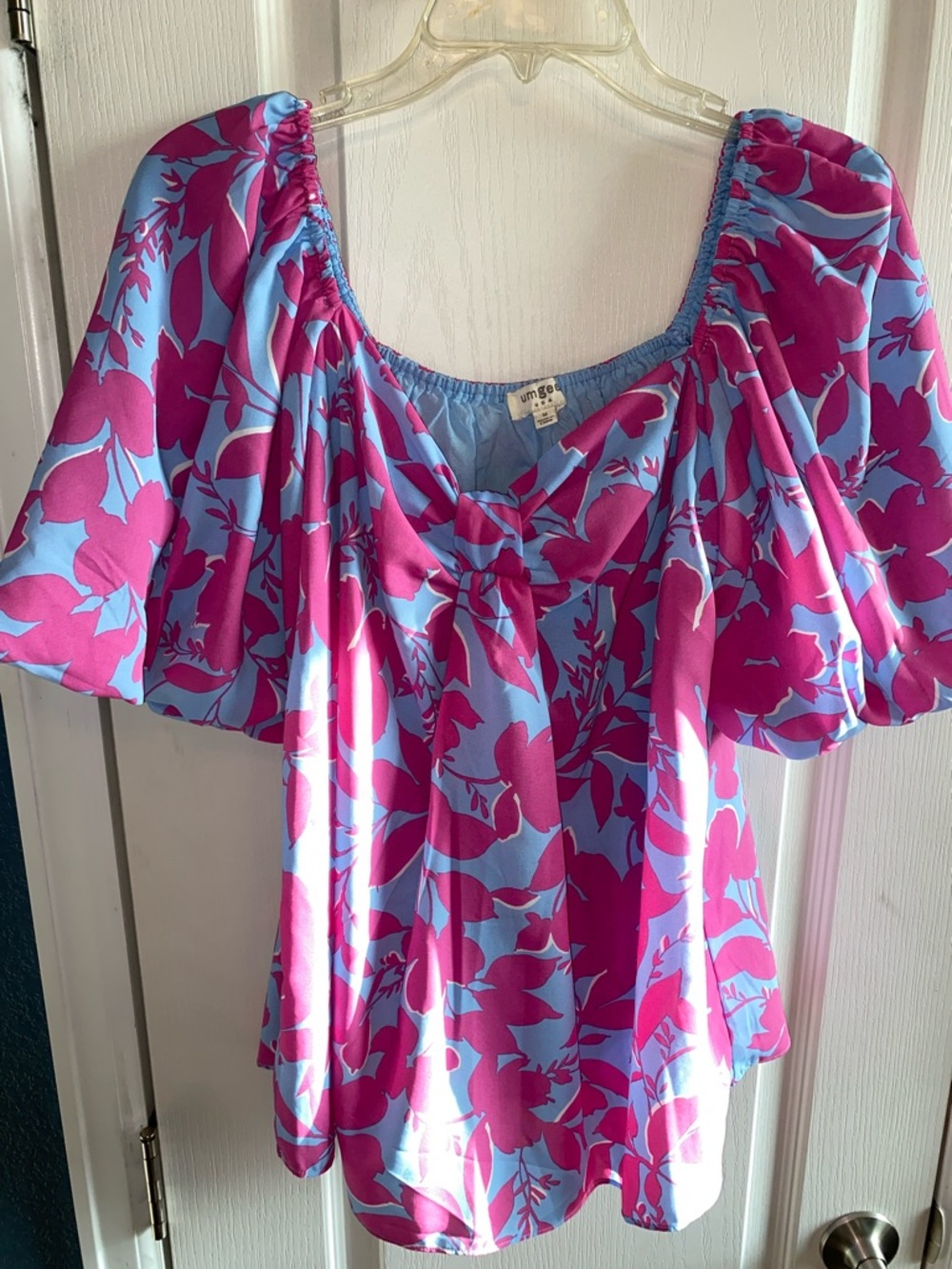Umgee Pink & Blue Floral Puff-Sleeve Blouse